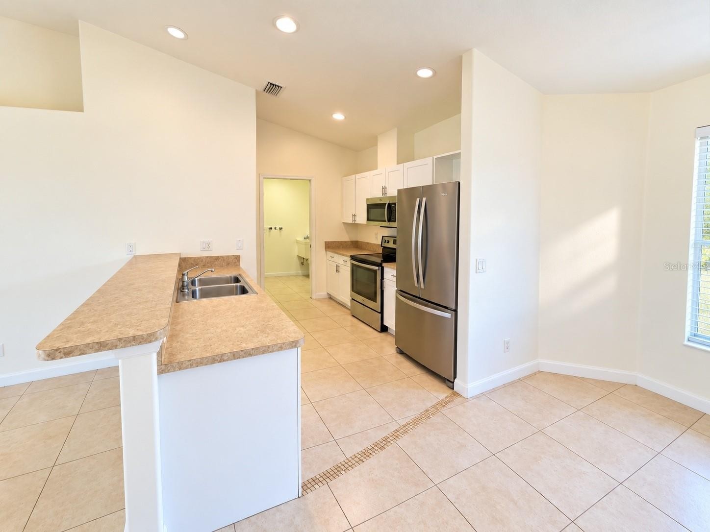 1866 BOCA CHICA AVE