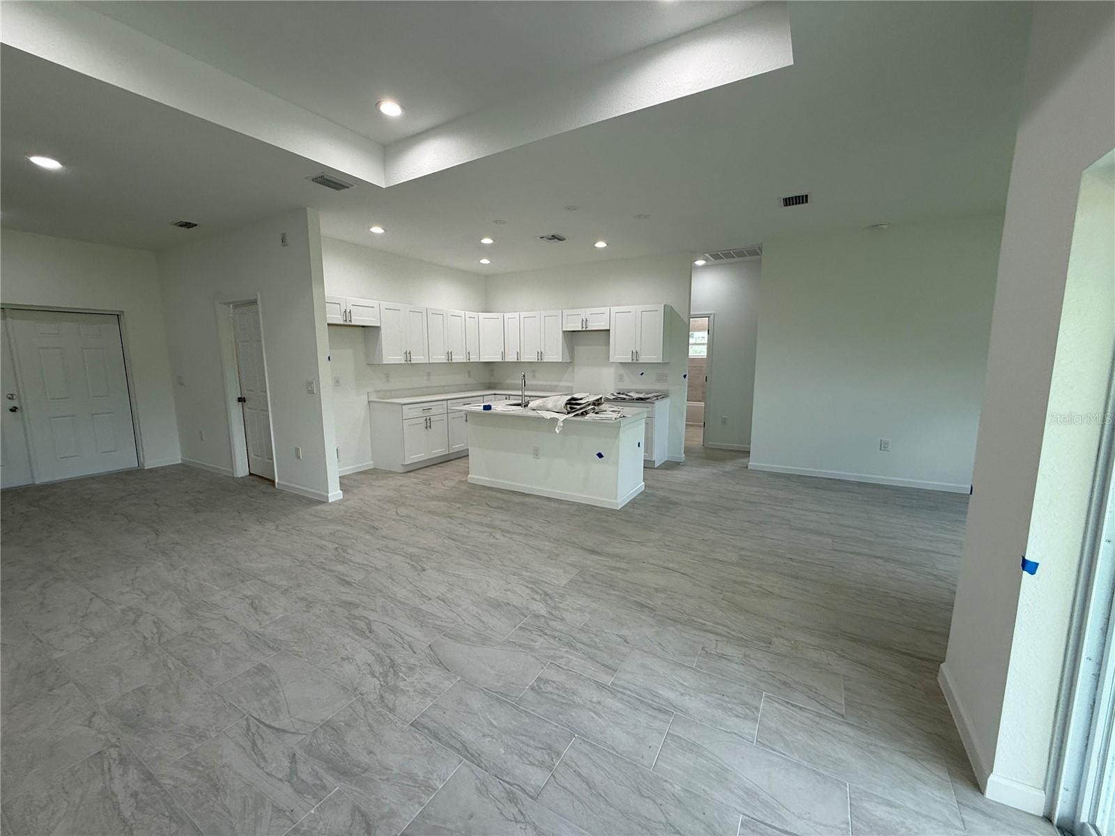 1180 COMFORT LN
