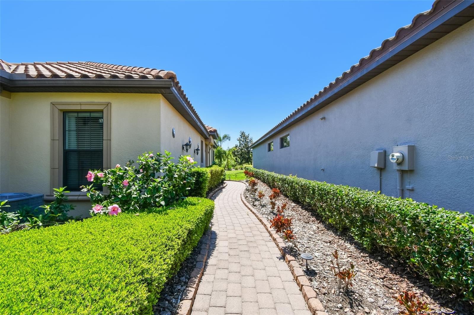 10205 SAINT FRANCIS TER