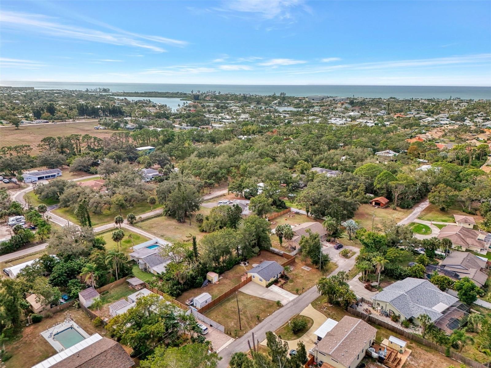 205 AVENIDA DE BAHIA