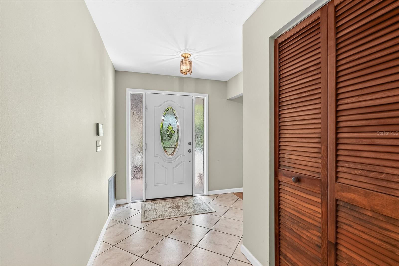 4587 FRIAR TUCK LN