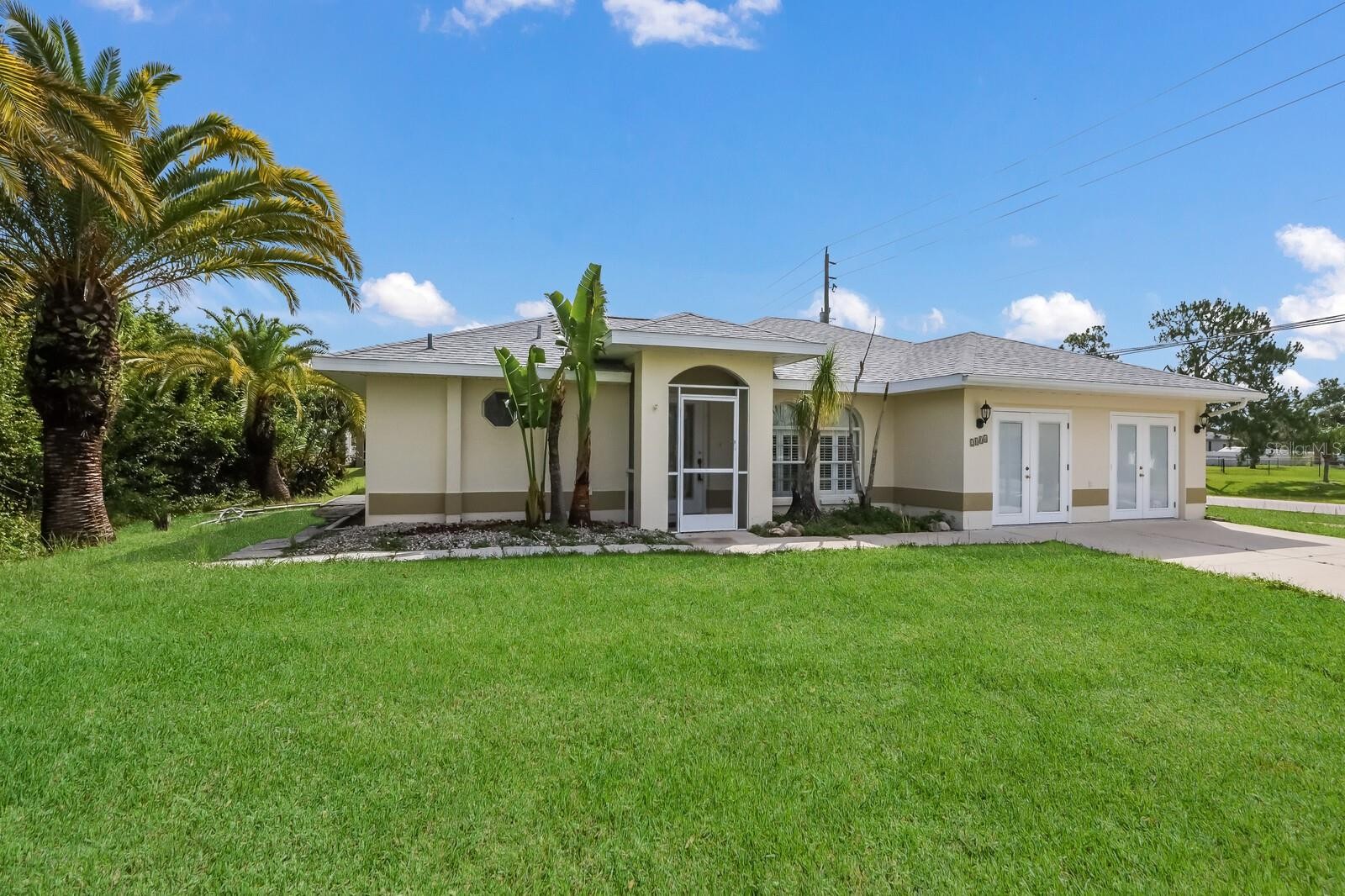 2004 BOCA CHICA AVE