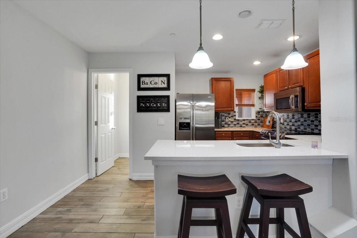 9026 WHITE SAGE LOOP