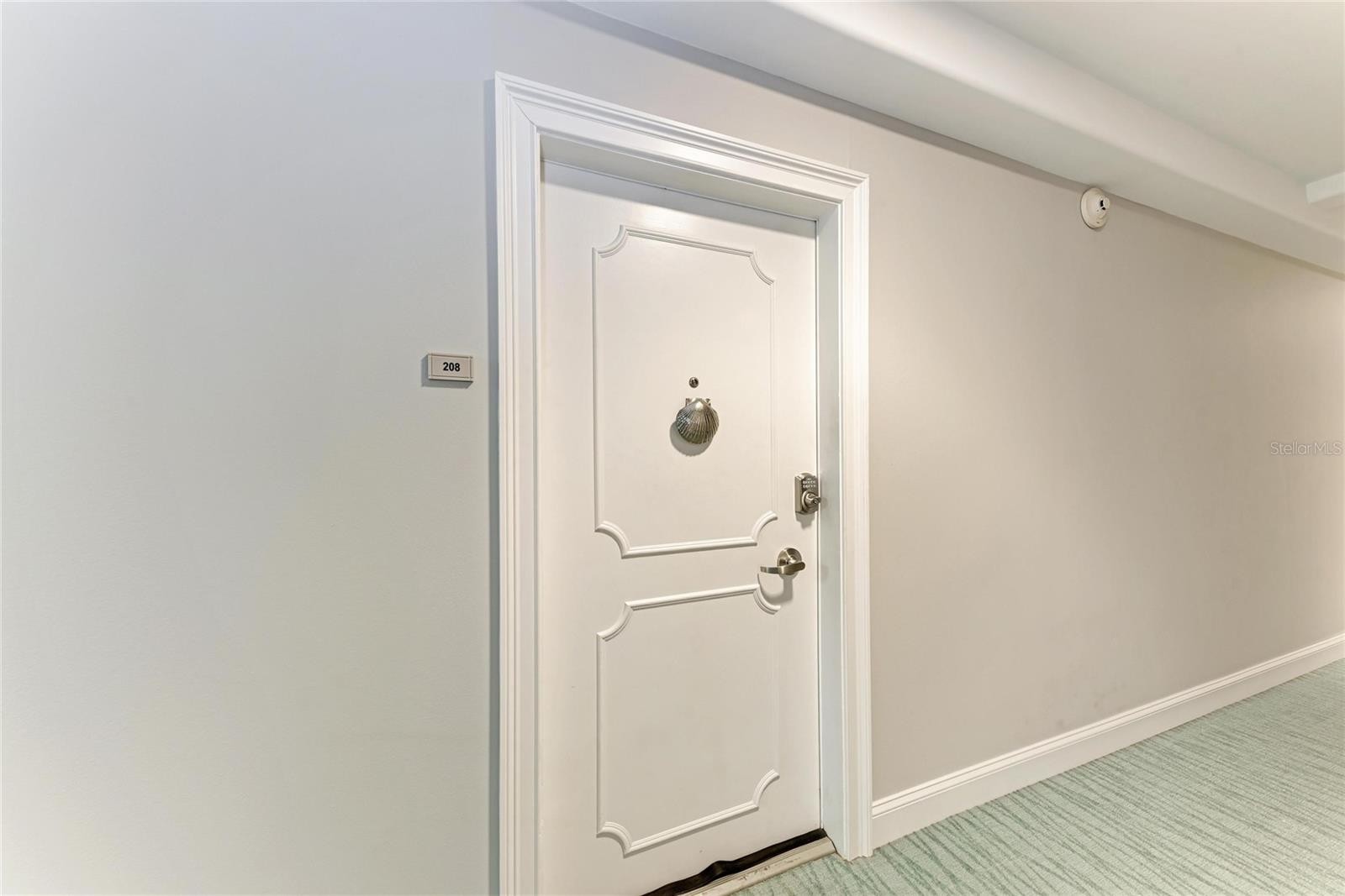 1212 BENJAMIN FRANKLIN DR #208