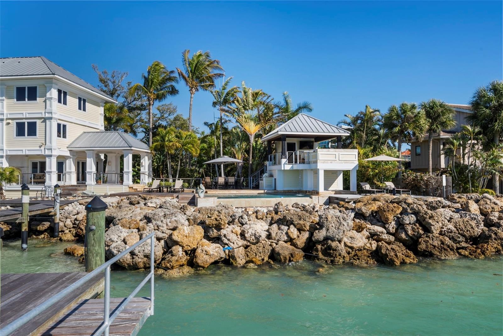 3740 BAYOU LOUISE LN