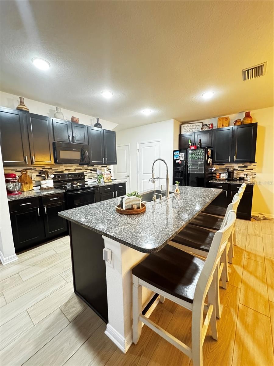 5223 SAN PALERMO DR