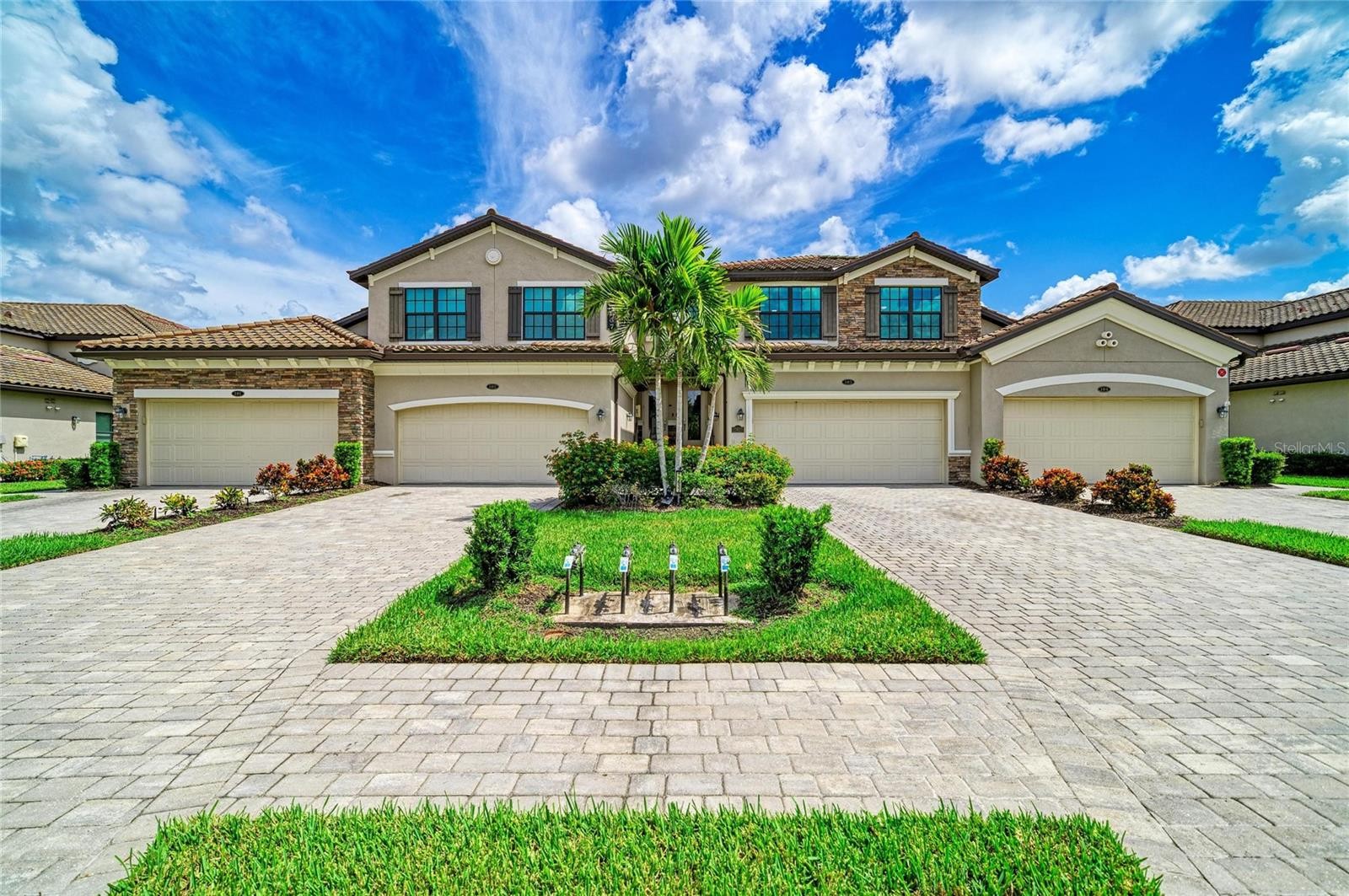 17637 GAWTHROP DR #103