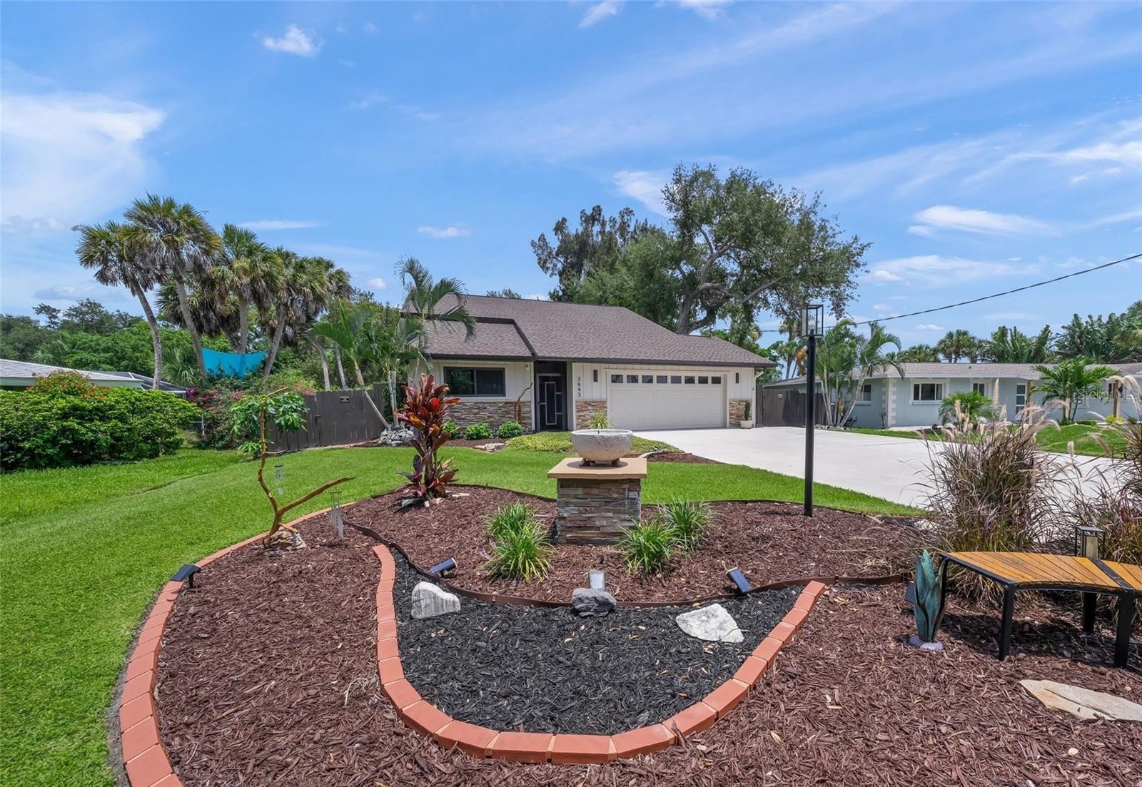 3643 MERIDALE RD