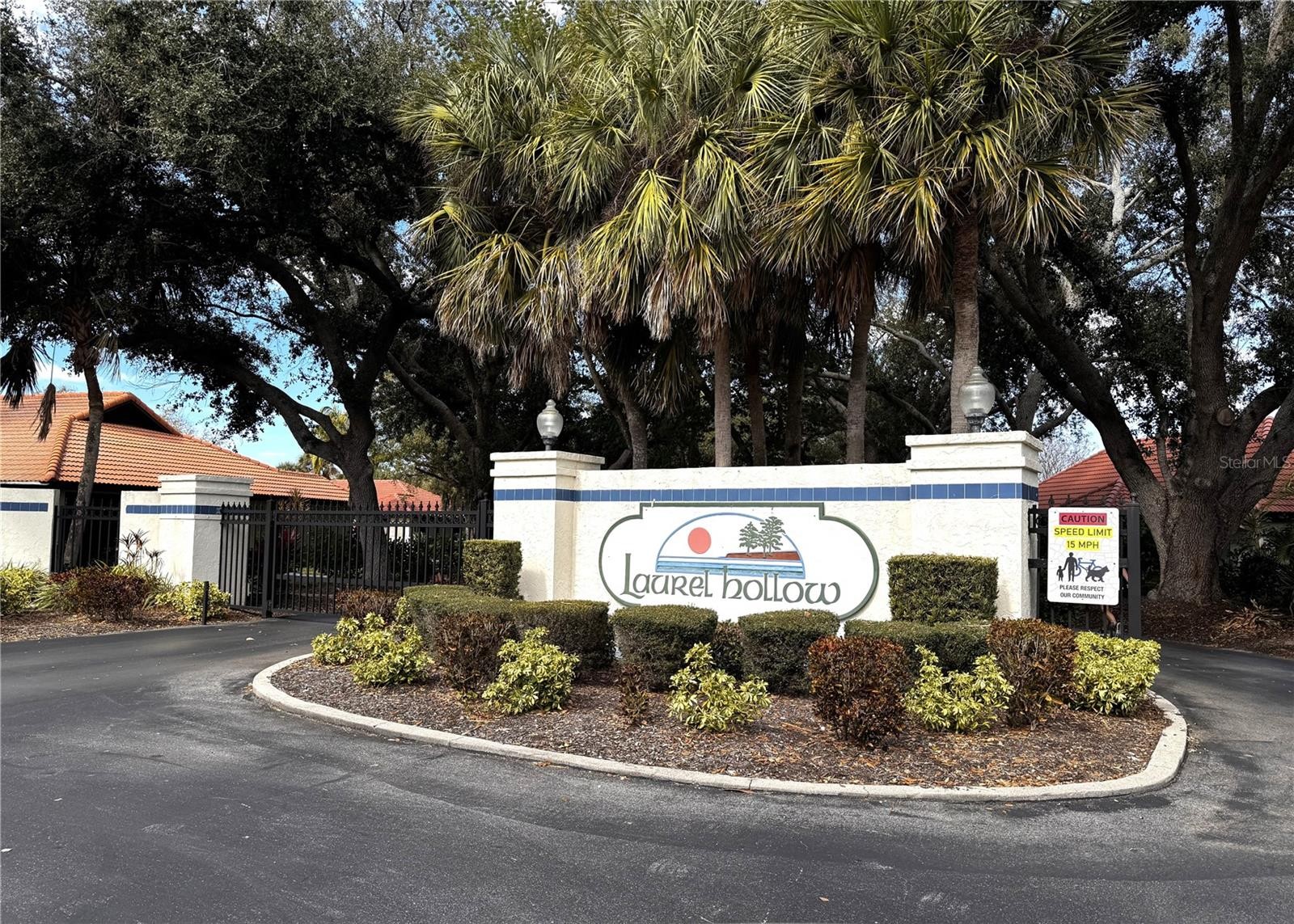 229 LAUREL HOLLOW DR #83