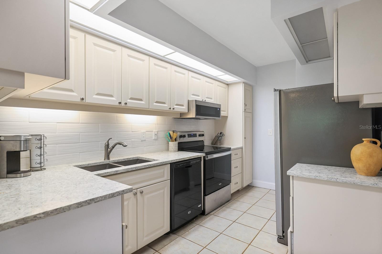 1935 GULF OF MEXICO DR #G7-304