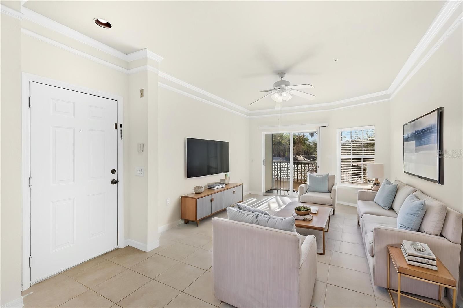 5110 NORTHRIDGE RD #203