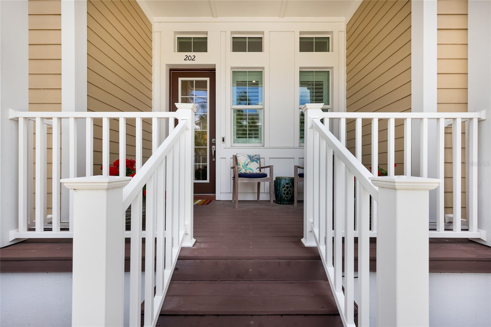 318 COMPASS POINT DR #202