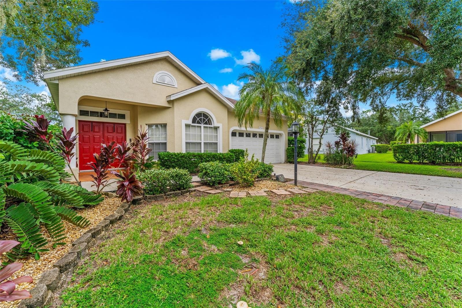 6462 GOLDEN LEAF CT