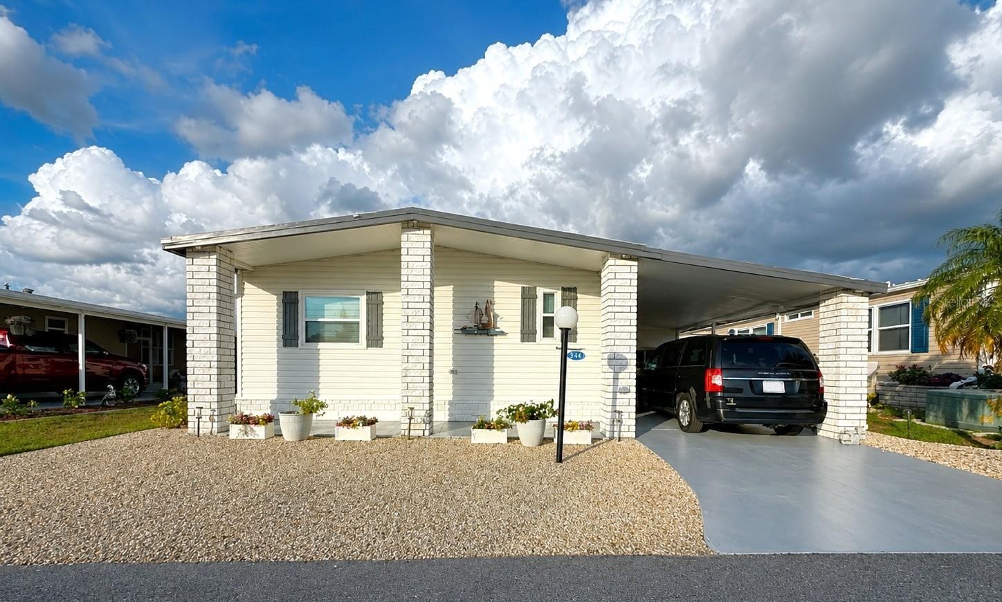 216 MARTINIQUE RD