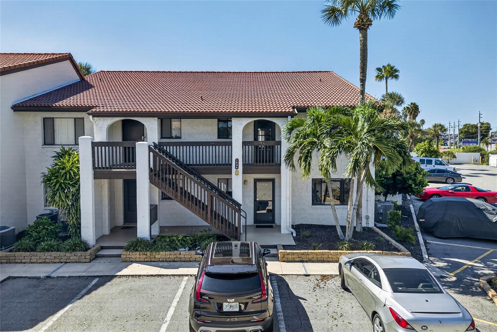1634 STICKNEY POINT RD #34-202