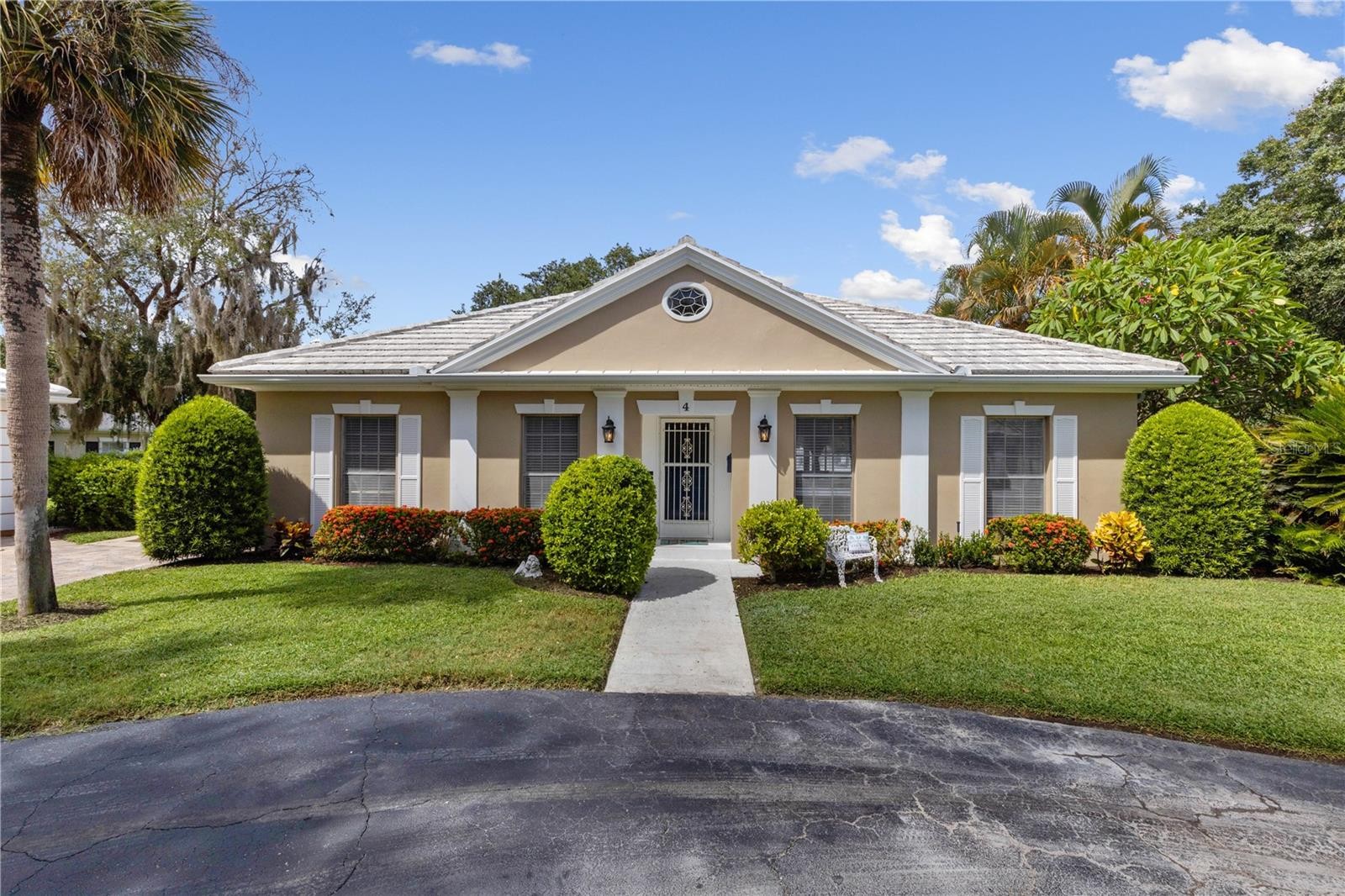4 ANTIGUA CIR #6