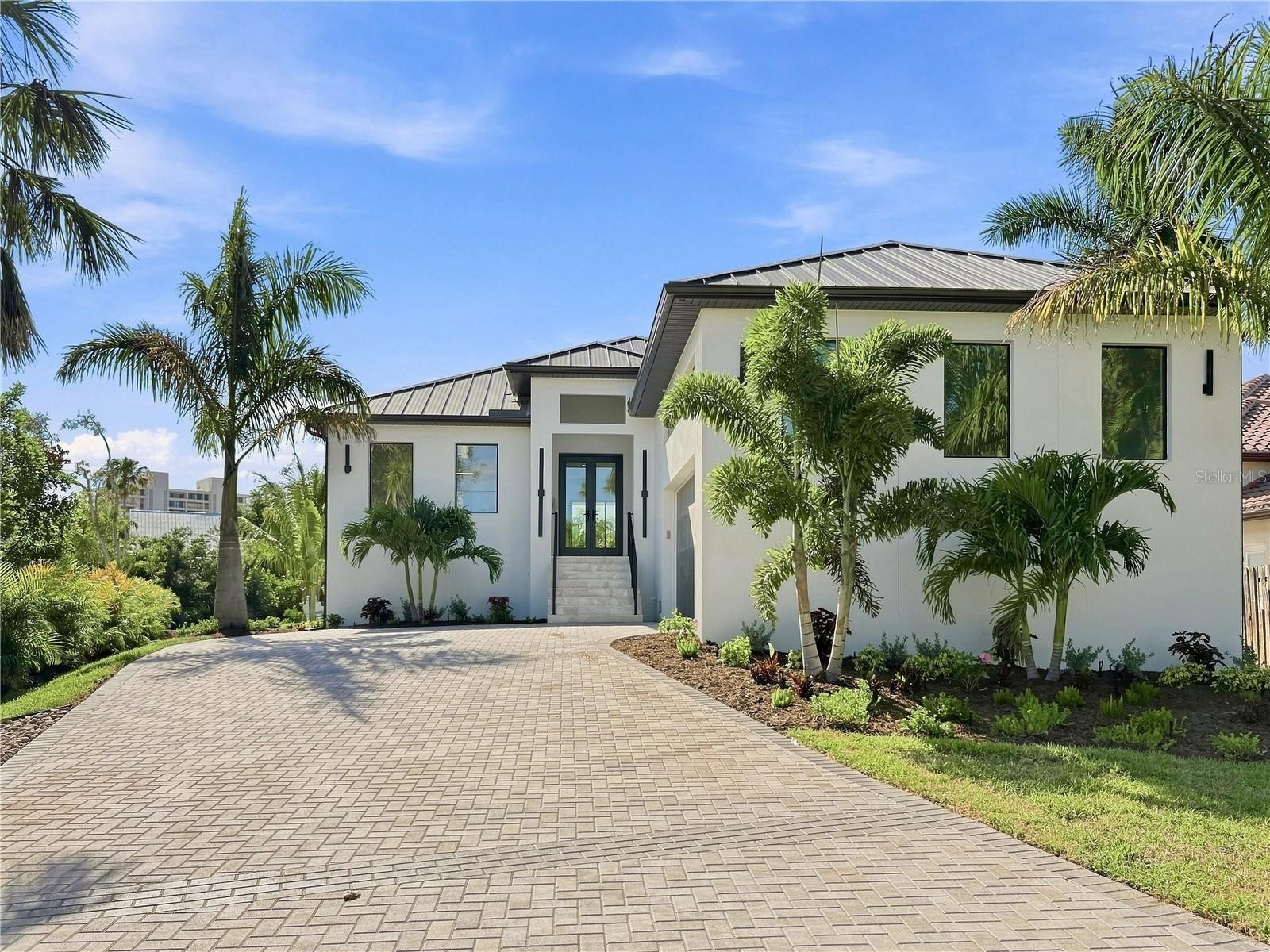 276 ISLAND CIR