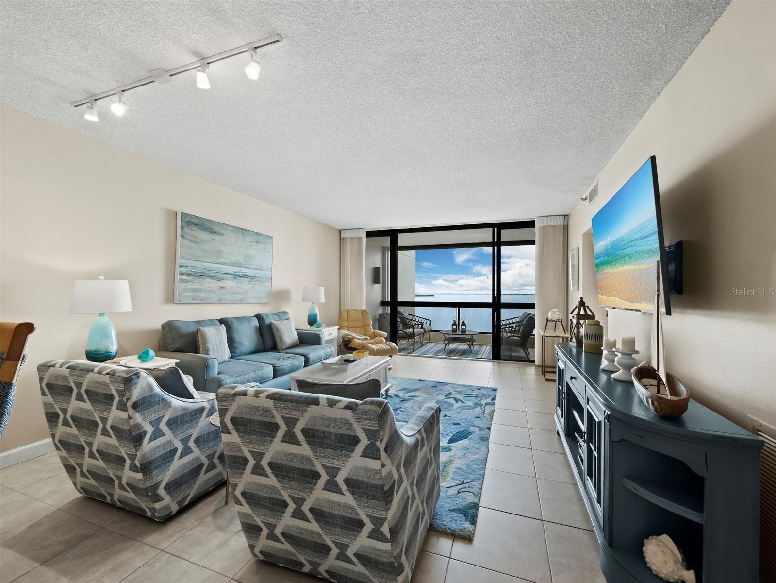 2020 HARBOURSIDE DR #442