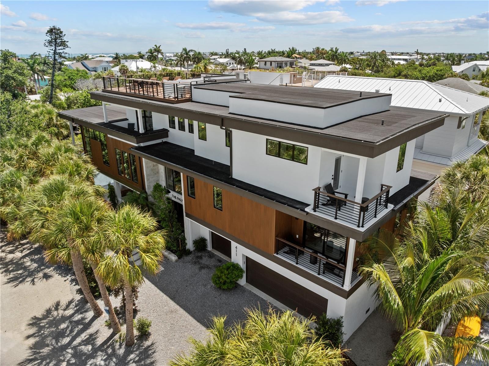 411 PALM AVE