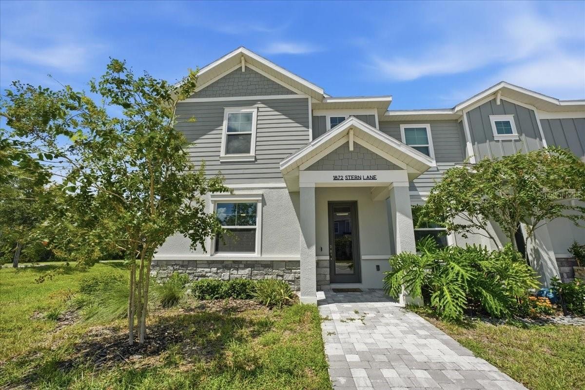 1872 STERN LN