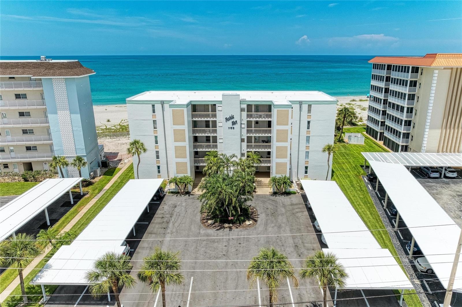 1100 TARPON CENTER DR #104