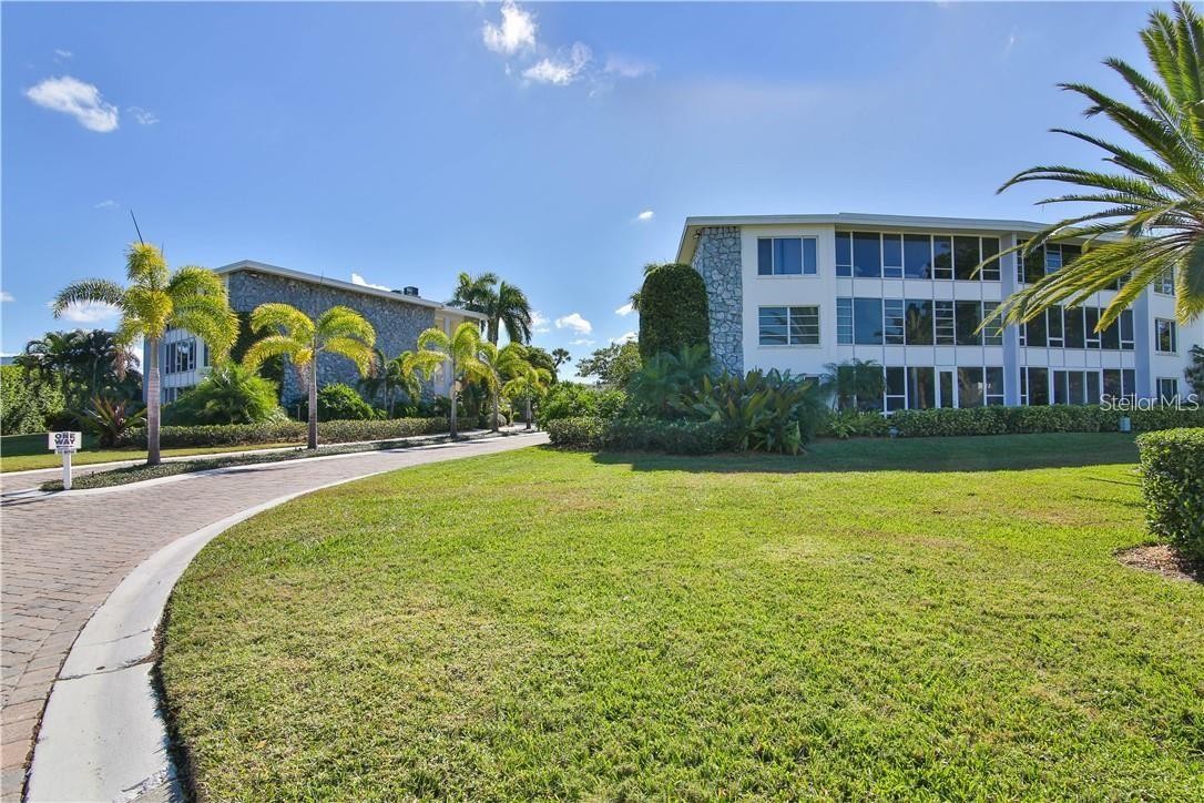 100 SANDS POINT RD #317