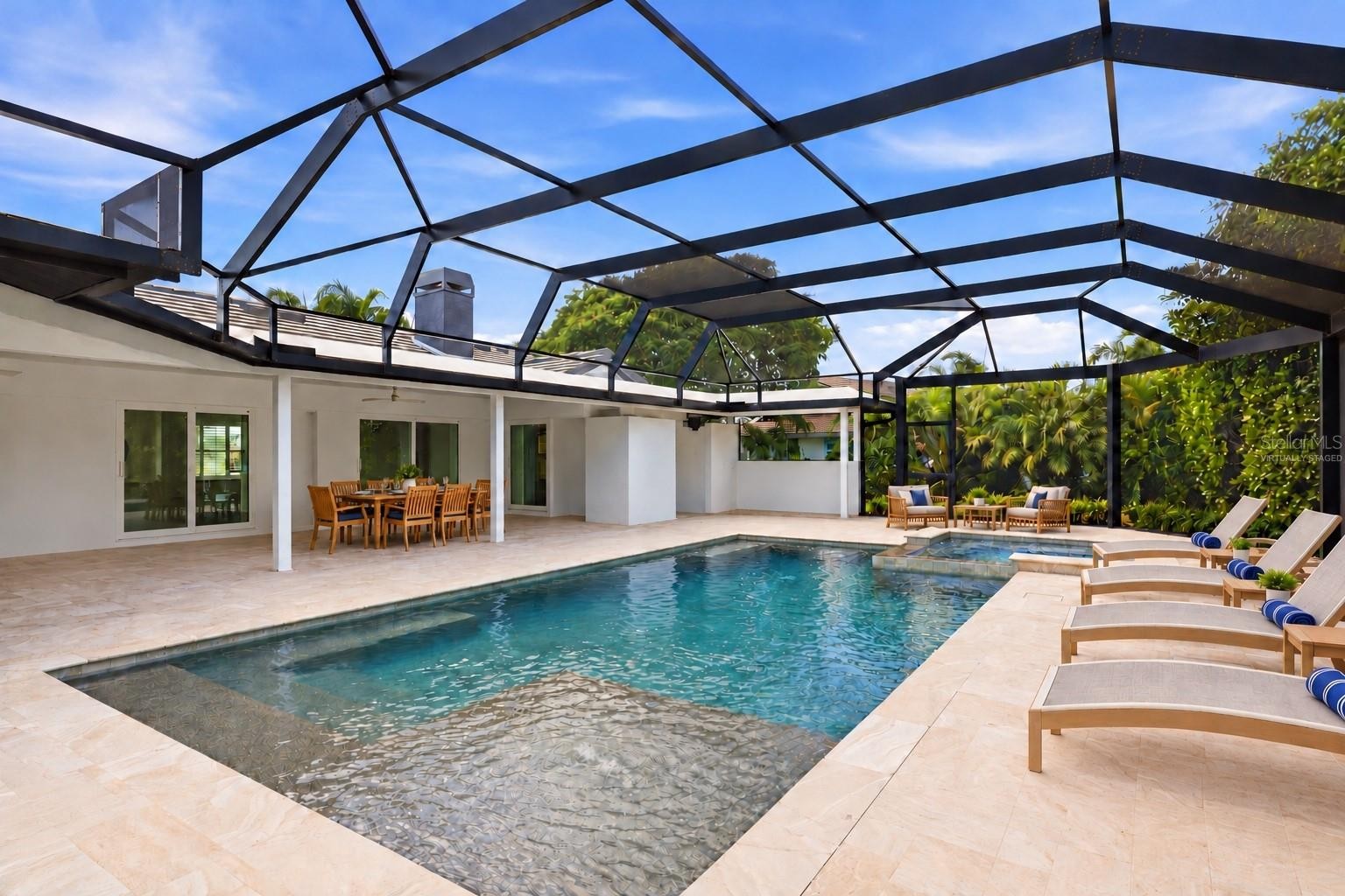 312 YACHT HARBOR DR