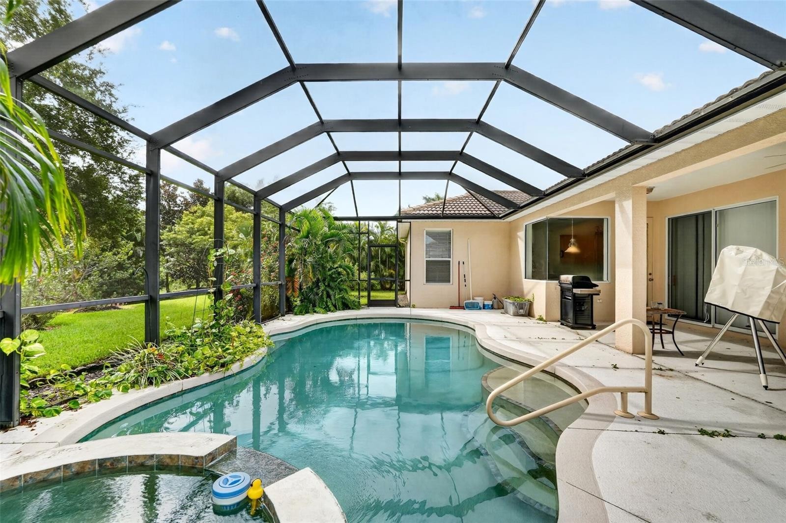 1322 WESTERN PINE CIR