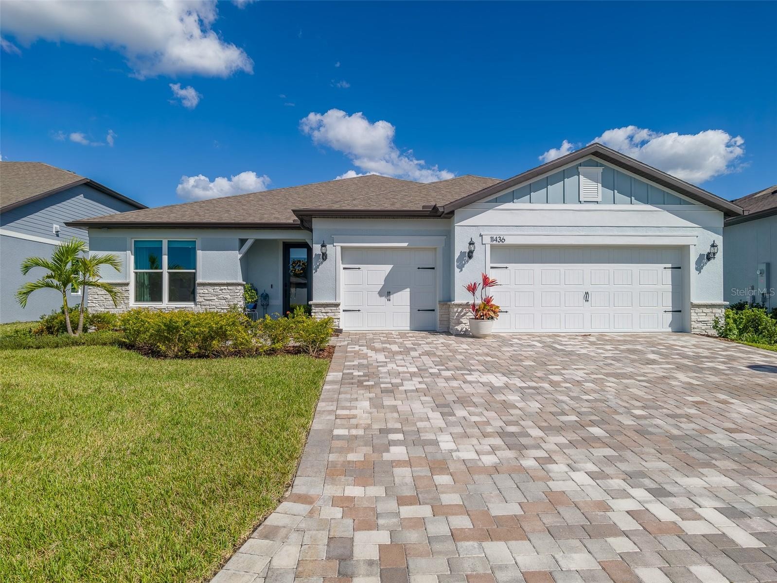 11436 SHORELINE TRL
