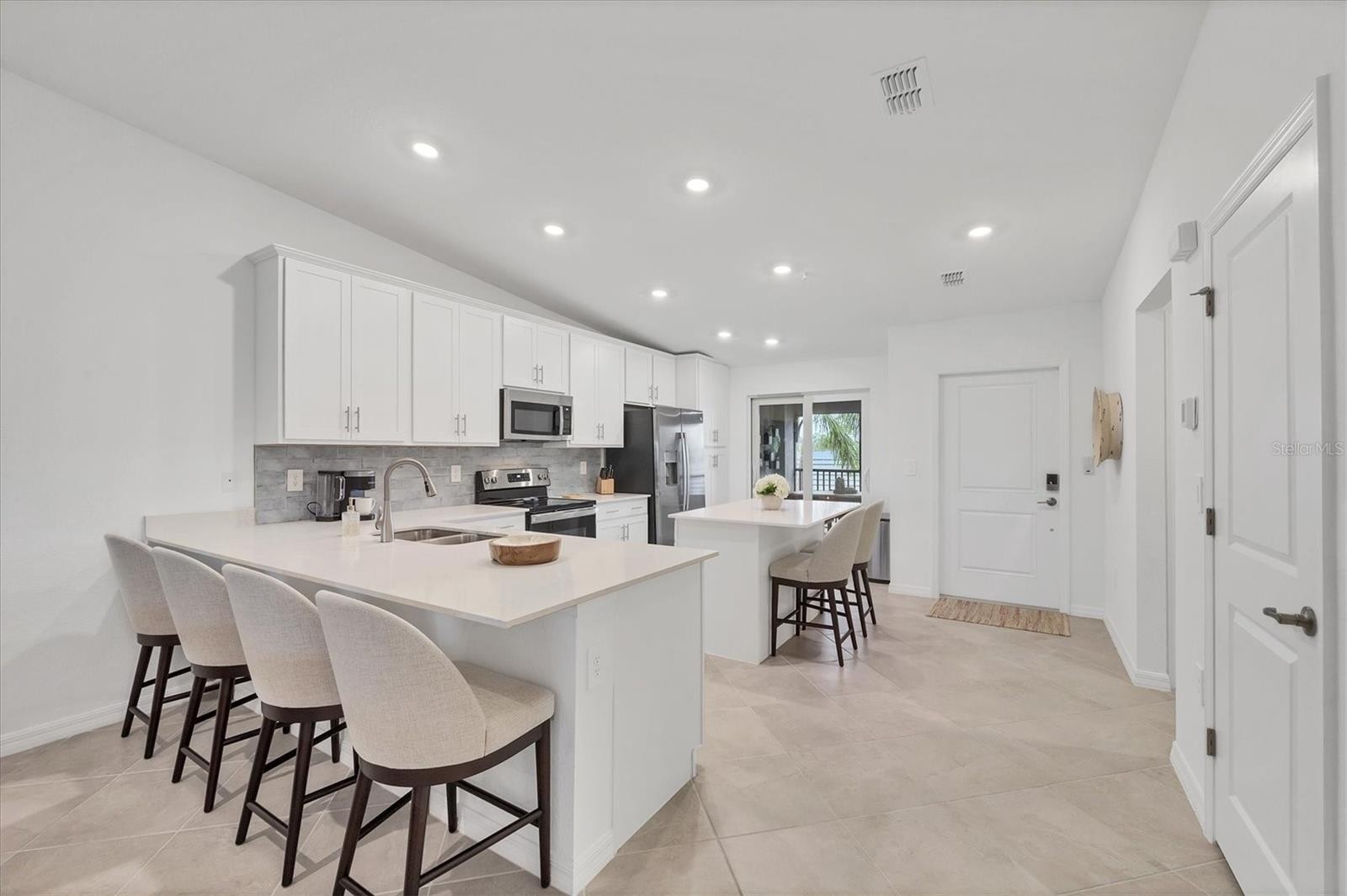 12520 GALAPAGOS CT #202