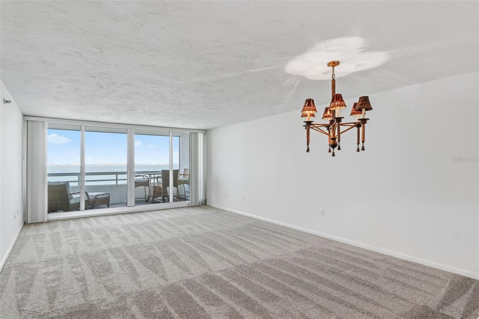 988 BLVD OF THE ARTS #1116