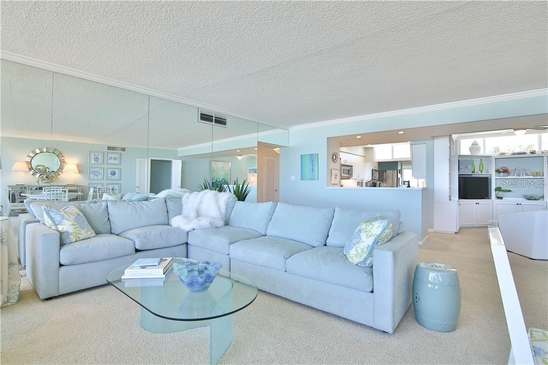 100 SANDS POINT RD #317
