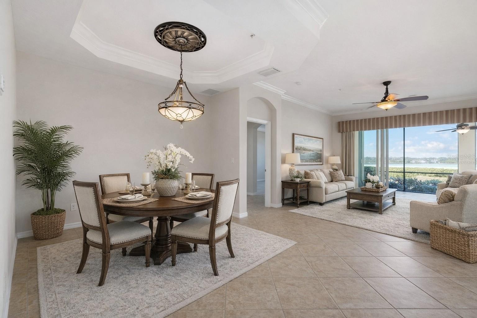 1264 RIVERSCAPE ST #B