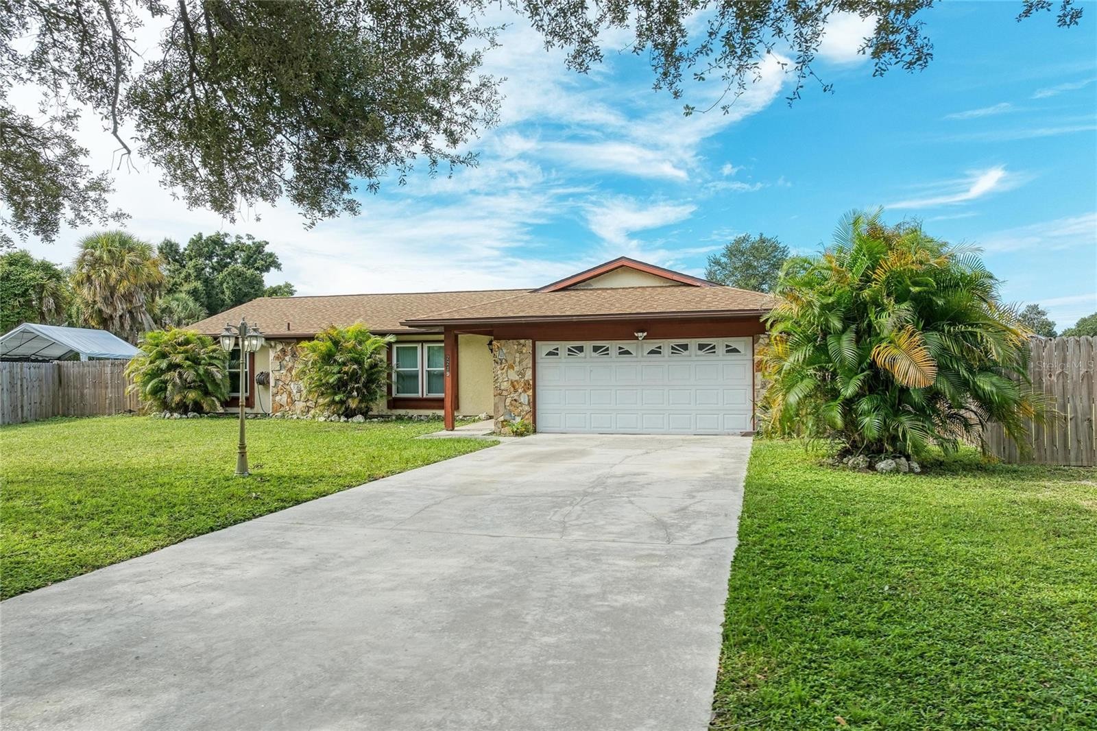 2219 LOCKWOOD MEADOWS CIR