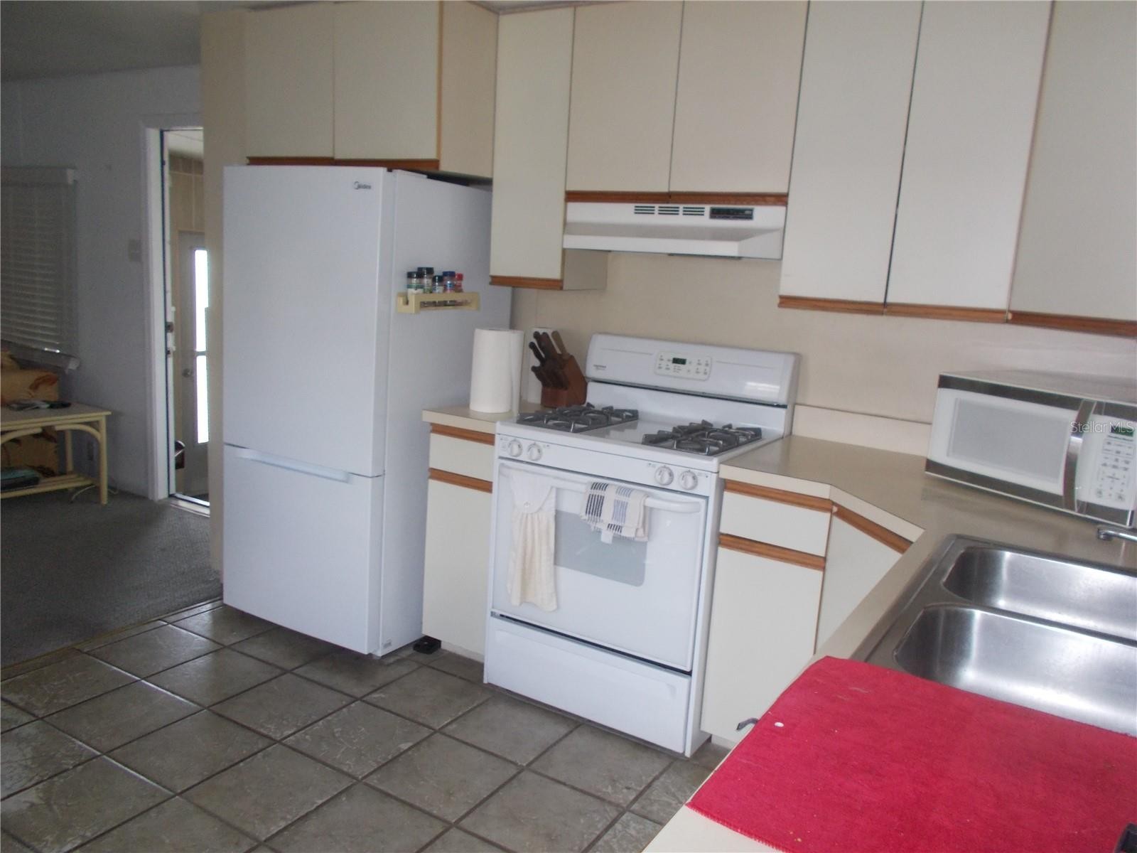 5580 HOLIDAY PARK BLVD