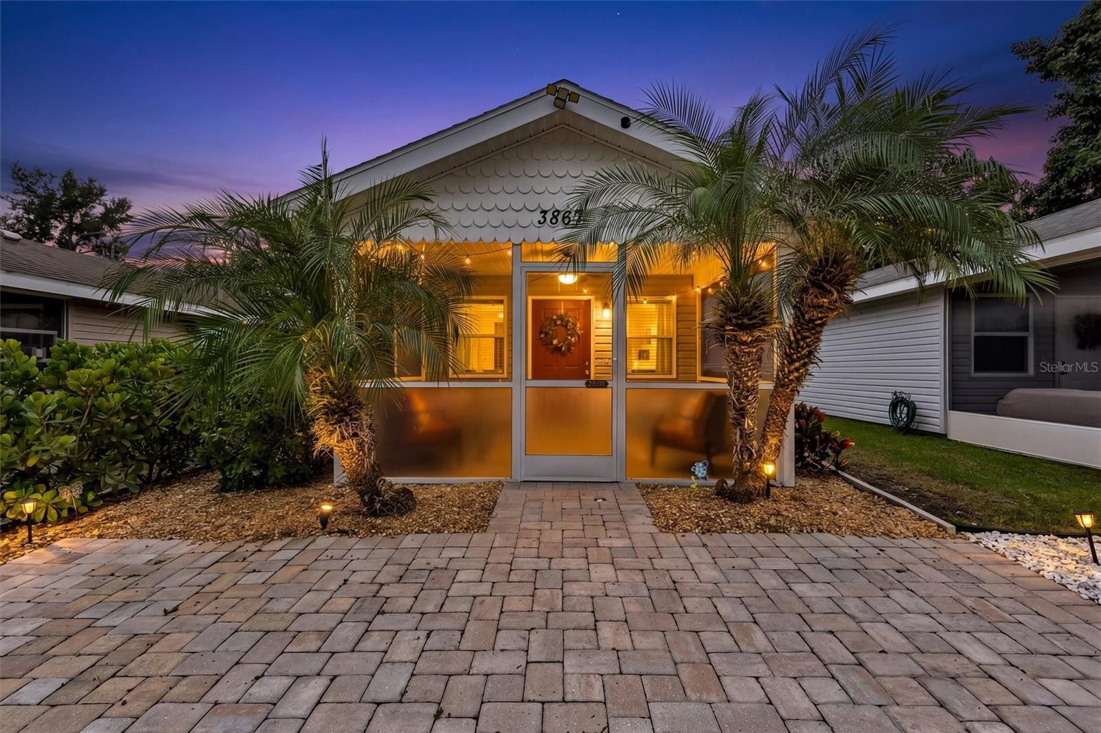 3867 ALMOND AVE