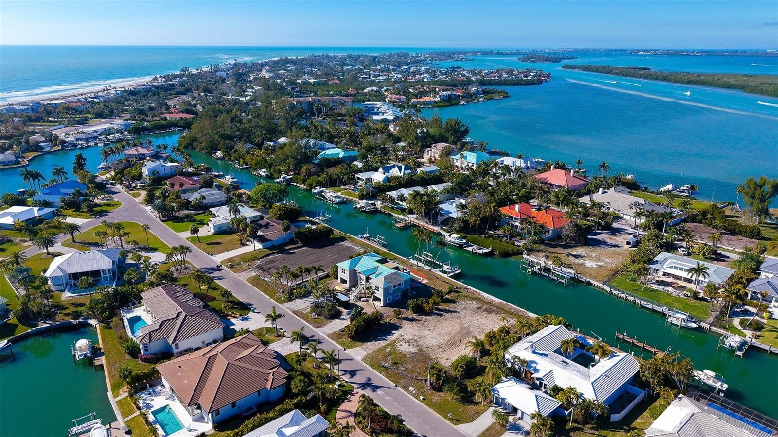 721 EMERALD HARBOR DR