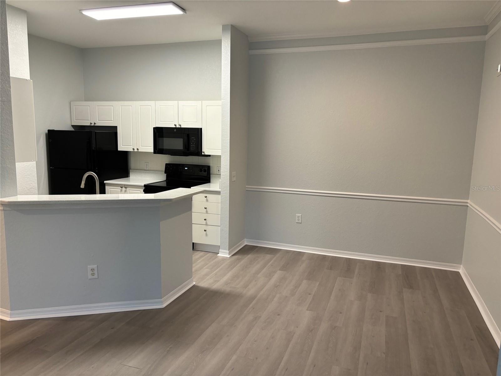 5122 NORTHRIDGE RD #306