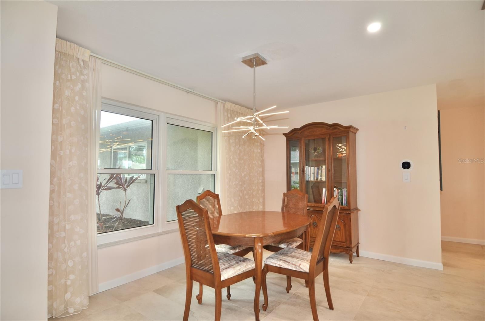 2321 SANDLEWOOD DR