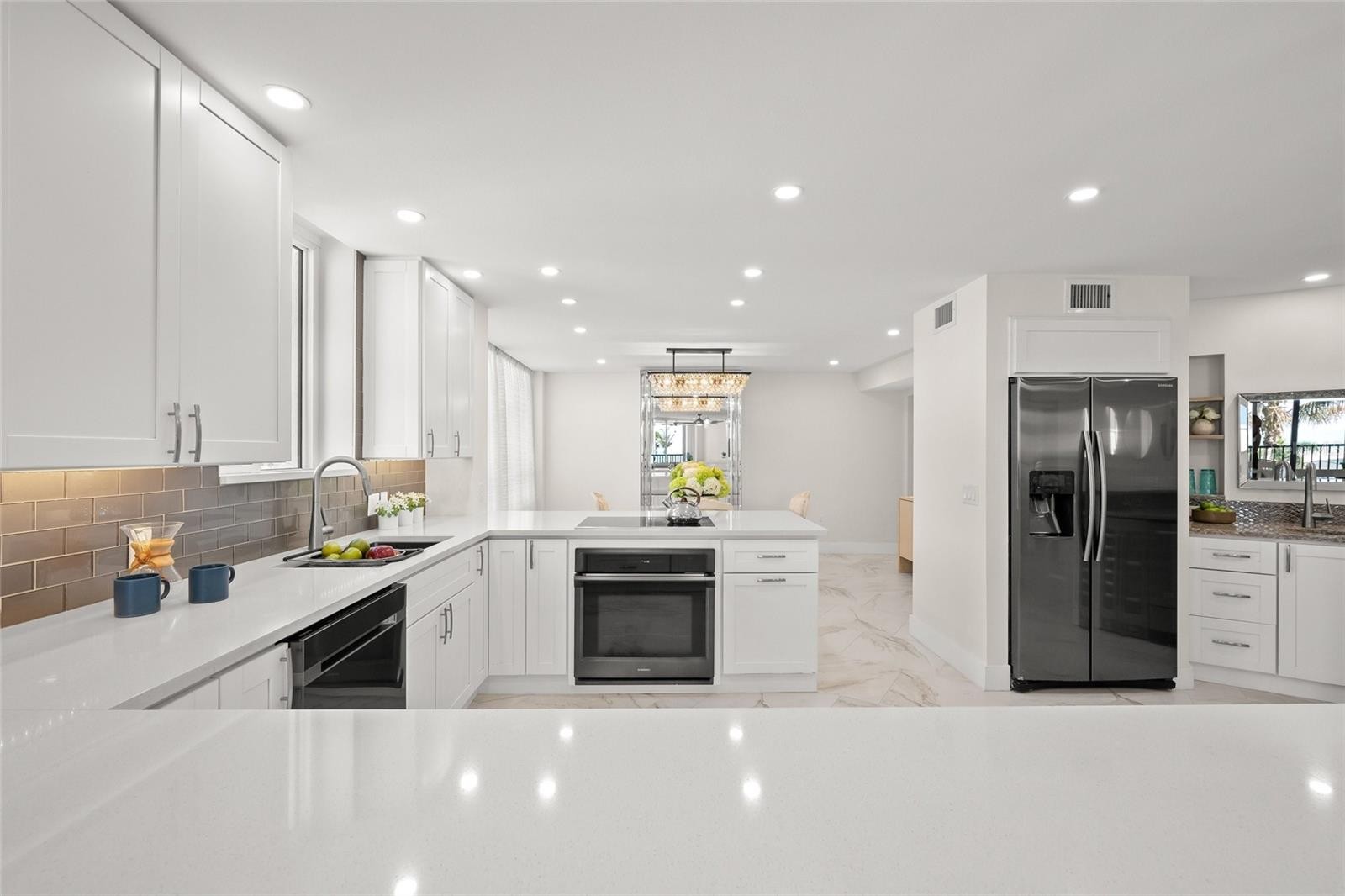 5880 MIDNIGHT PASS RD #511