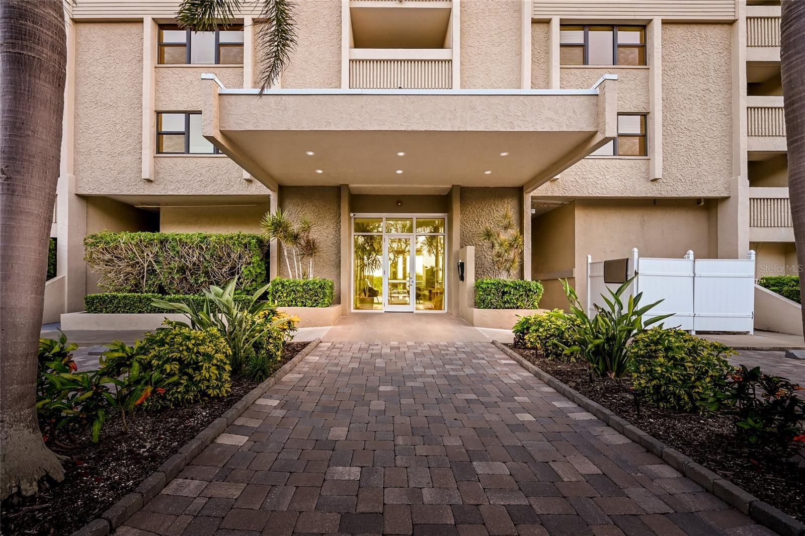 2675 GULF OF MEXICO DR #303
