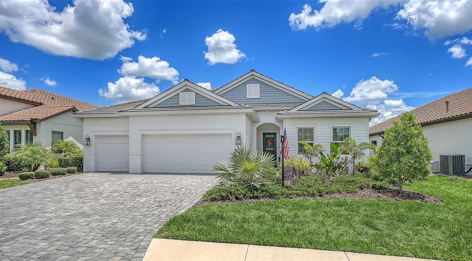13509 DEEP BLUE PL
