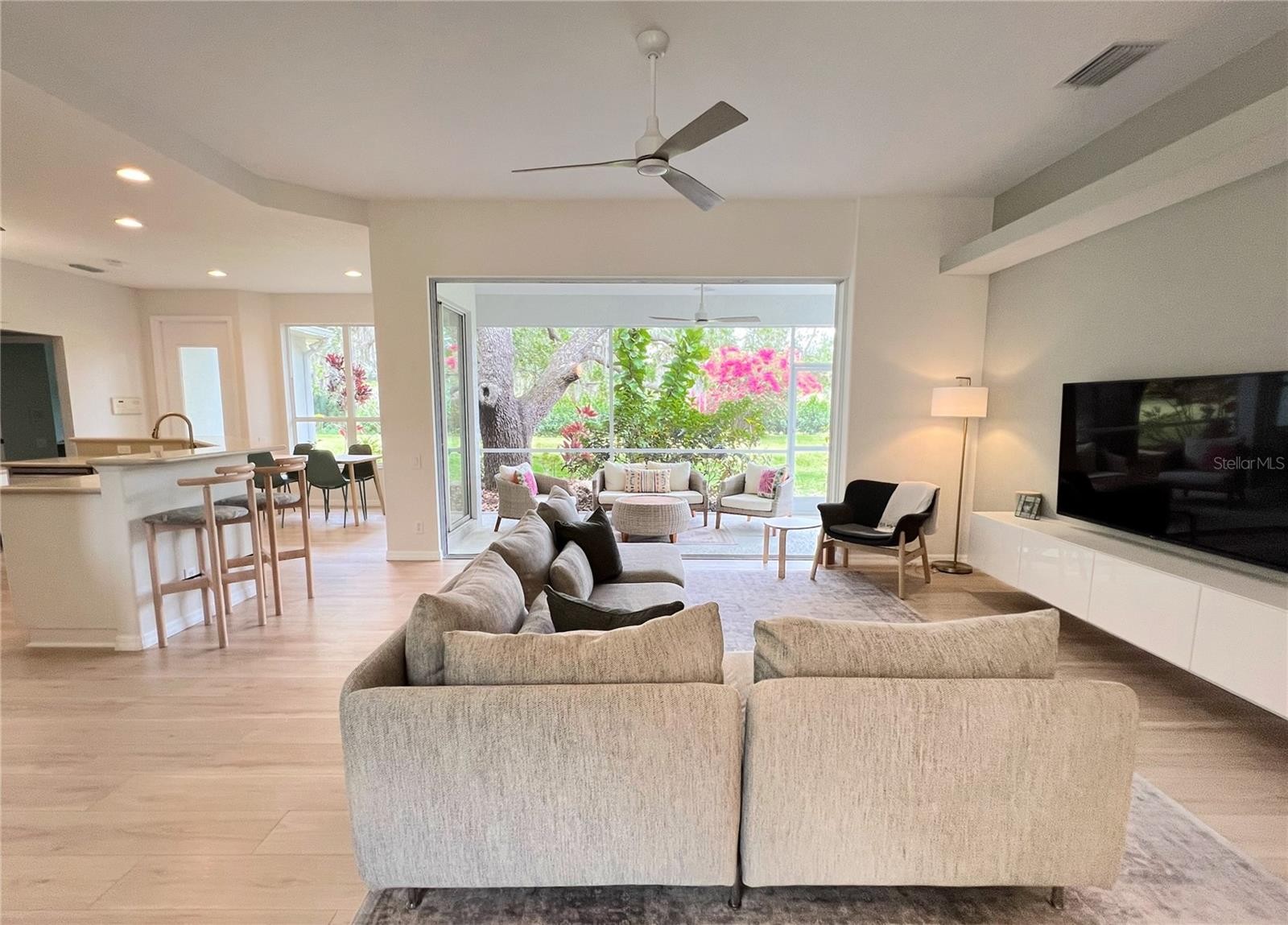 2152 CALUSA LAKES BLVD