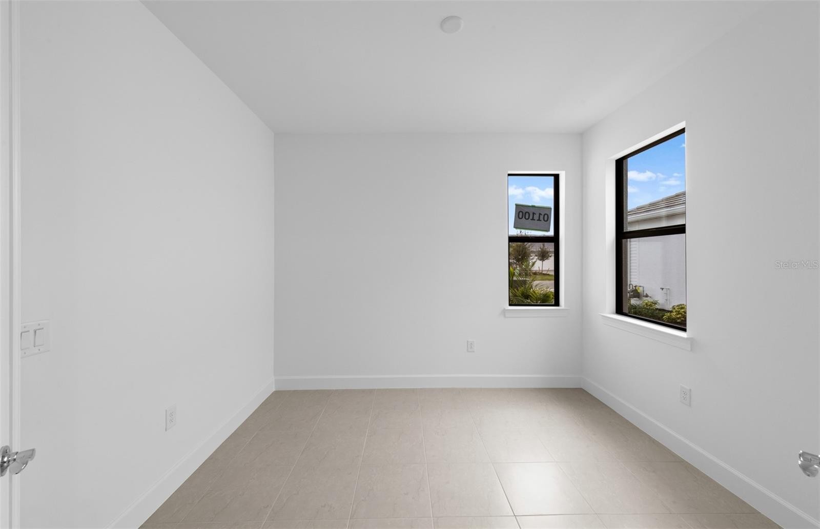 18825 INDIAN ROCK PL