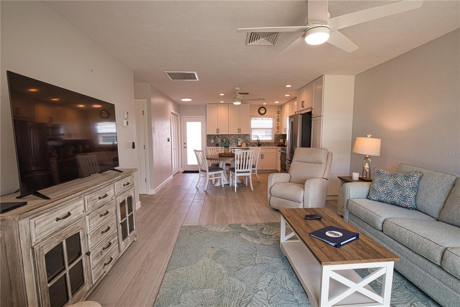 5830 MIDNIGHT PASS ROAD #86