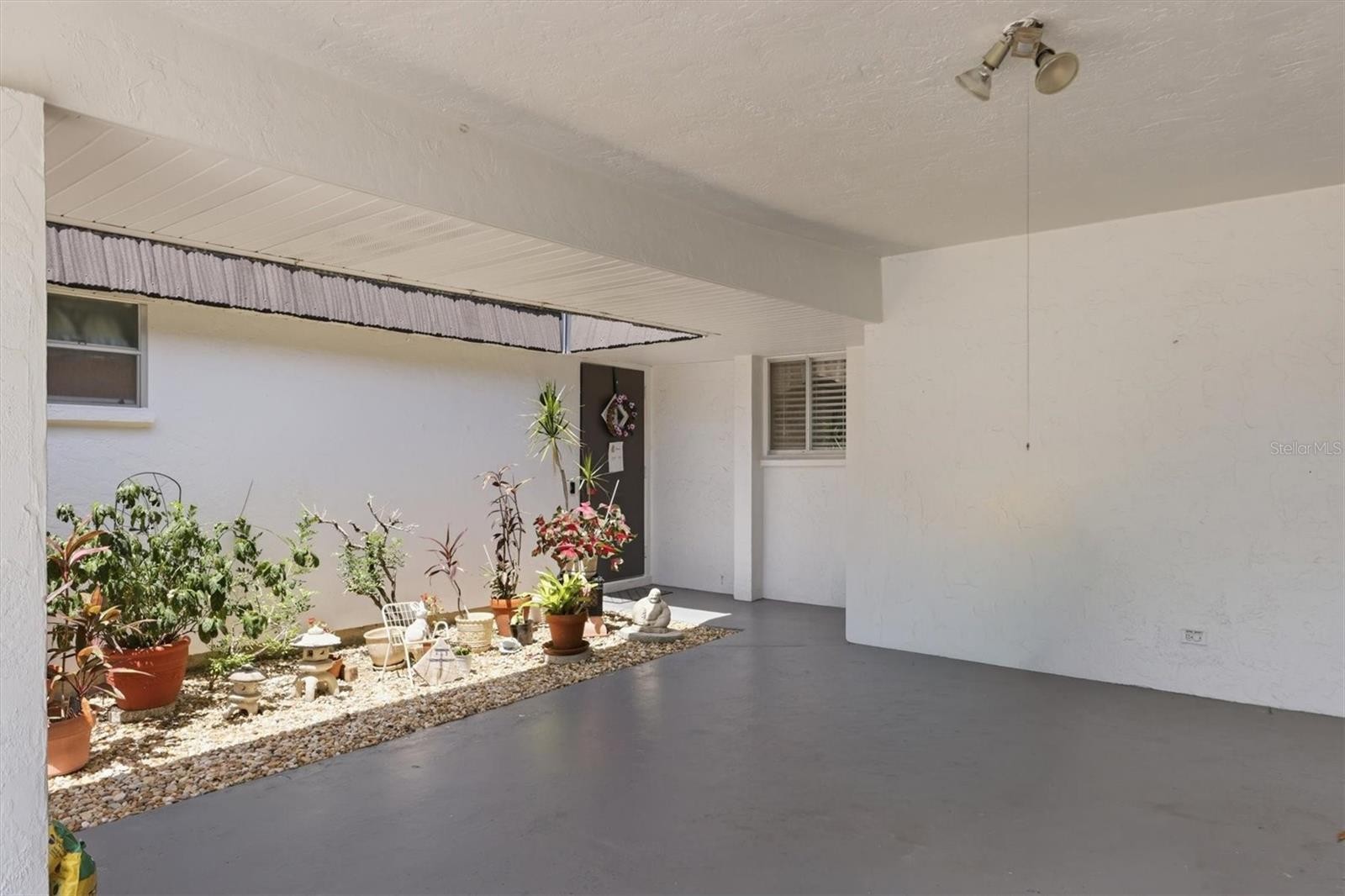 1505 LAKESIDE WAY #153