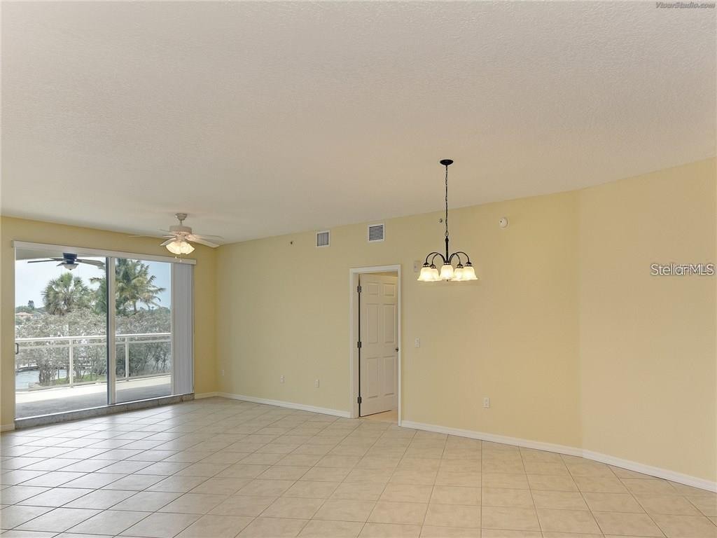 516 TAMIAMI TRL S #202