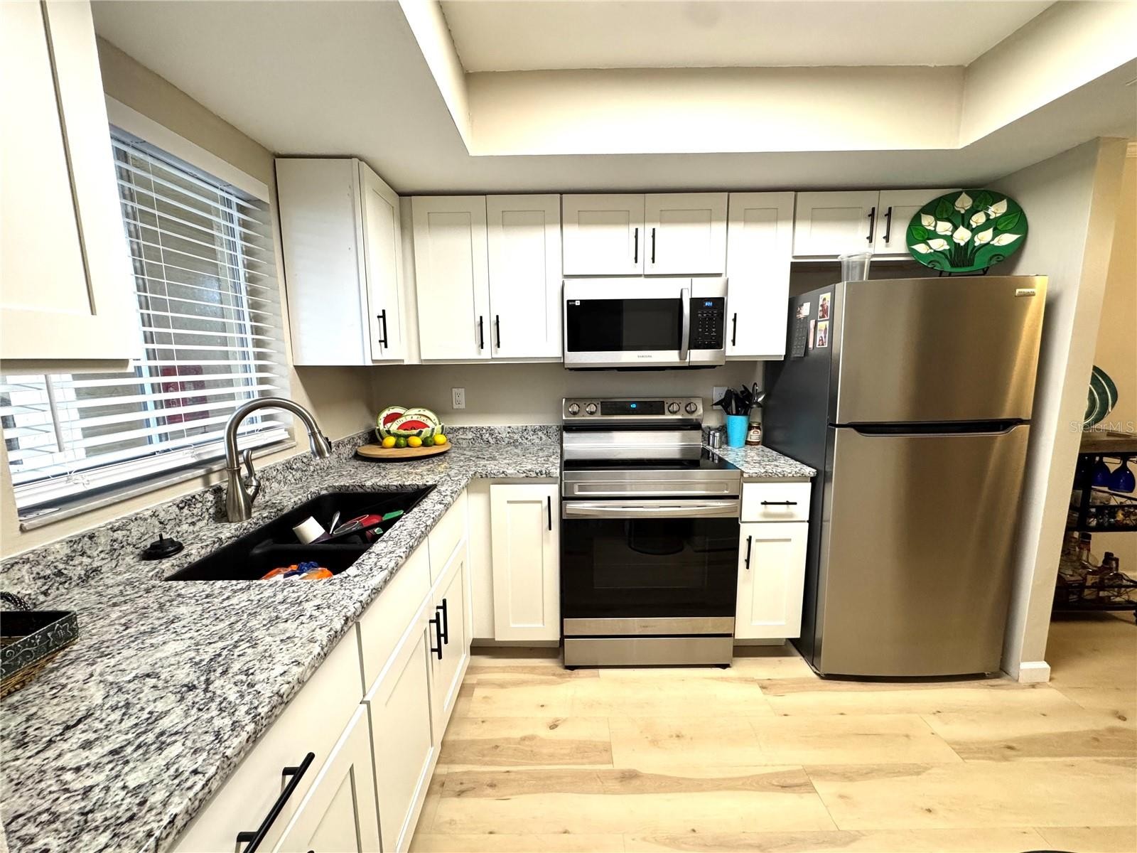 3650 LAKE BAYSHORE DR #K-316