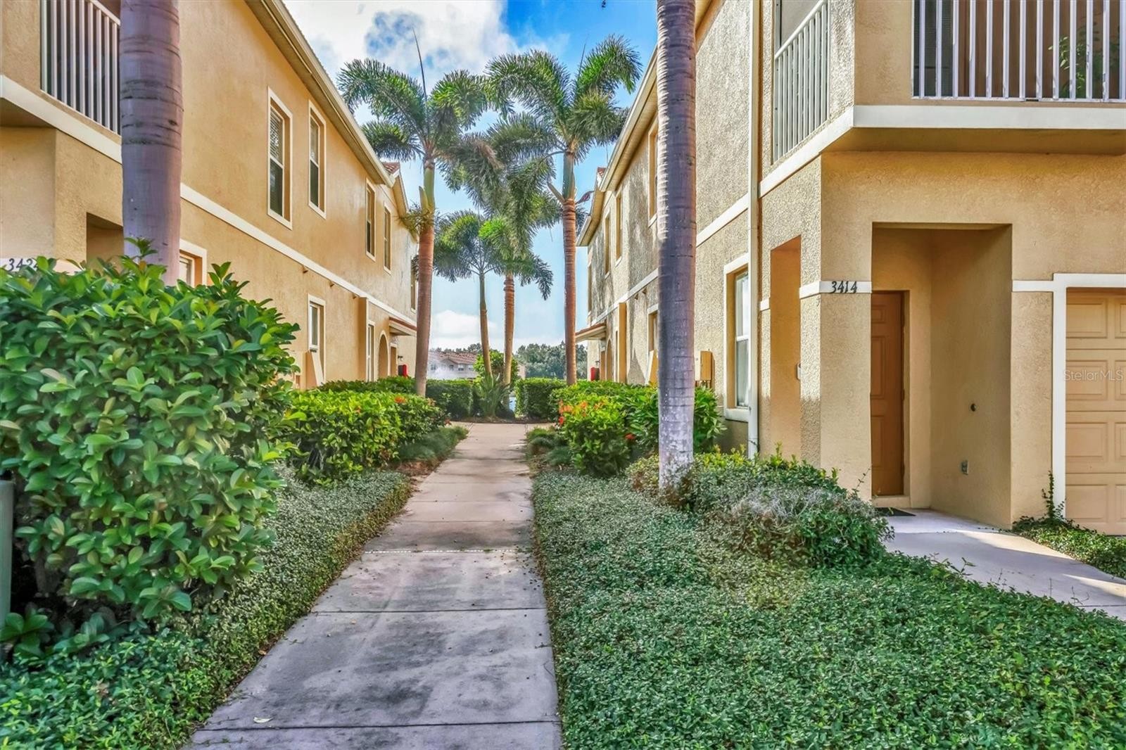 3416 PARKRIDGE CIR #35-101