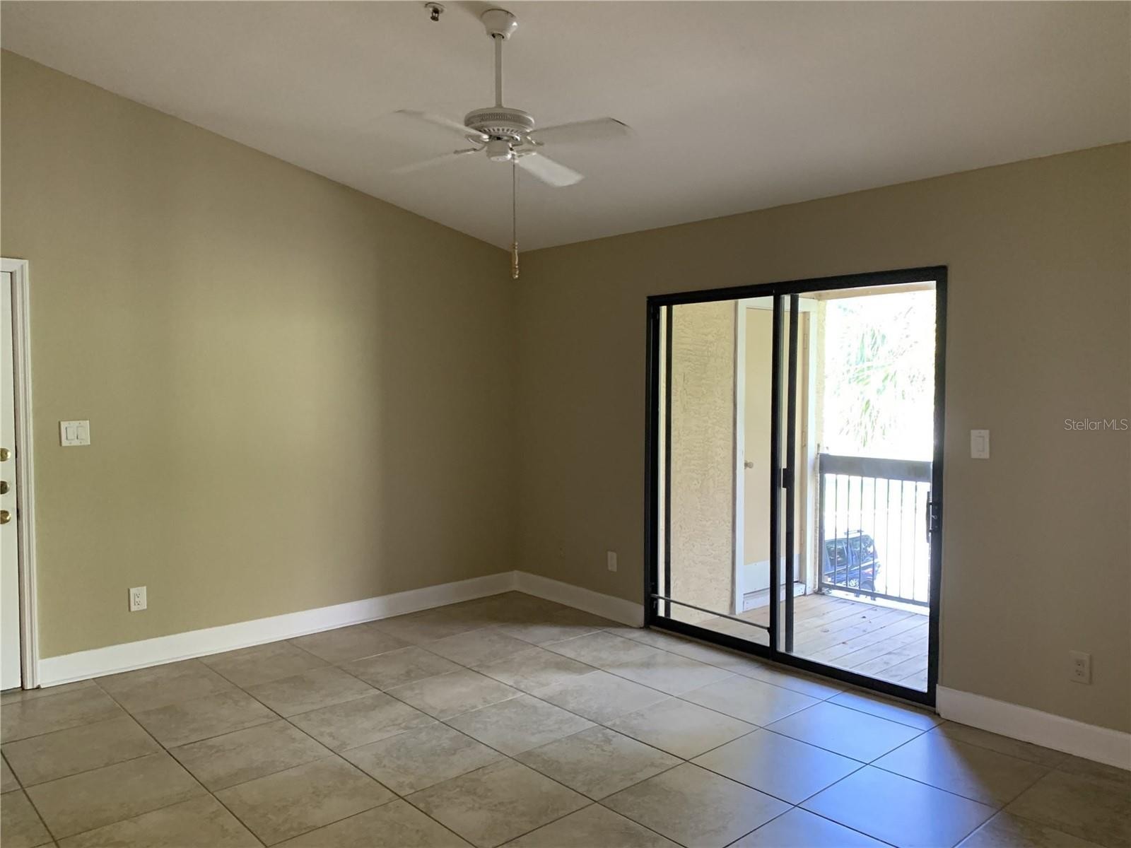 4033 CROCKERS LAKE BLVD #21